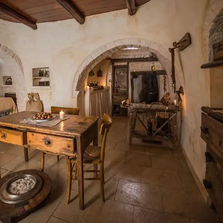Rione Pentimi Ferienhaus